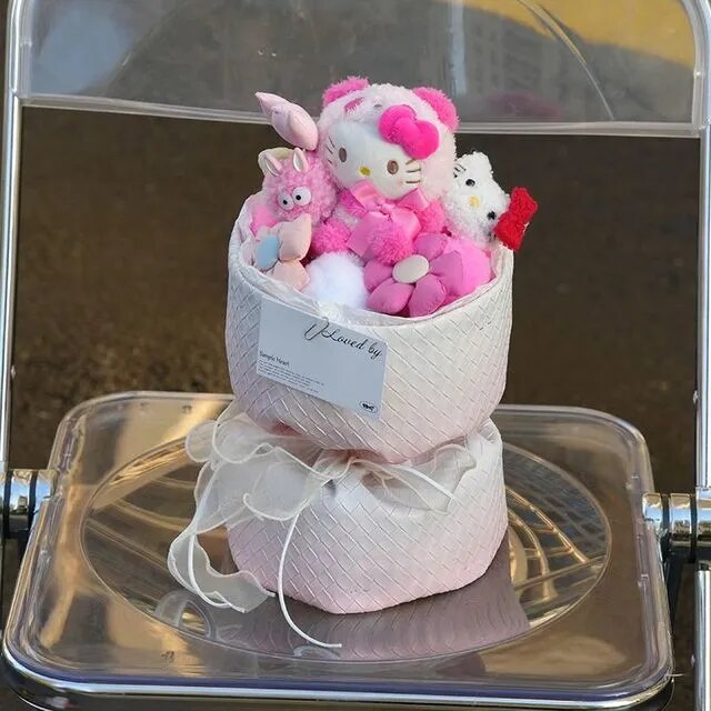 PLUSH BOUQUET BASKET